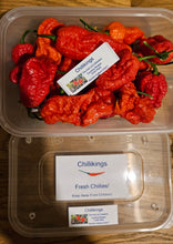 Load image into Gallery viewer, 1x Box 20x Fresh Large Carolina Reaper Chillies!!! World's Hottest!!! Ready Now!!!