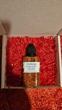 Load image into Gallery viewer, Pure, Carolina Reaper Chilli Flakes!!! Worlds Hottest!!! 30ml!!! Gift Boxed!!!