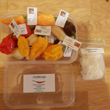 Load image into Gallery viewer, 1x Box 15x Fresh, Large, Mixed Chillies!!! World's Hottest Strains!!!