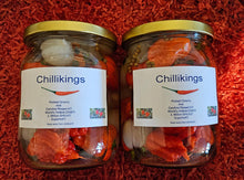Load image into Gallery viewer, 2x Large, Jar&#39;s Pickled Onions And Carolina Reaper Chillies!!! World&#39;s Hottest Chilli!!!
