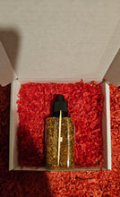 Load image into Gallery viewer, Pure, Trinidad Scorpion Butch T Chocolate Chilli Flakes!!! 30ml!! Gift Boxed!!!
